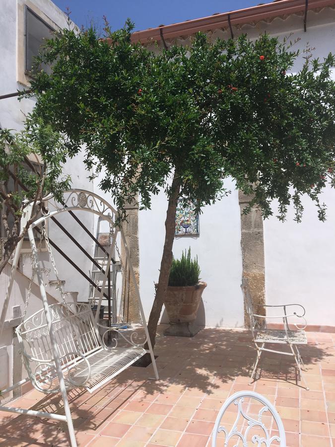 Bed and Breakfast Casale Rocca Fiorita Acate Exterior foto